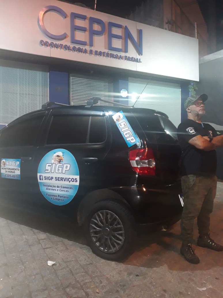 Viatura identificada da SIGP Serviços durante ronda motorizada noturna